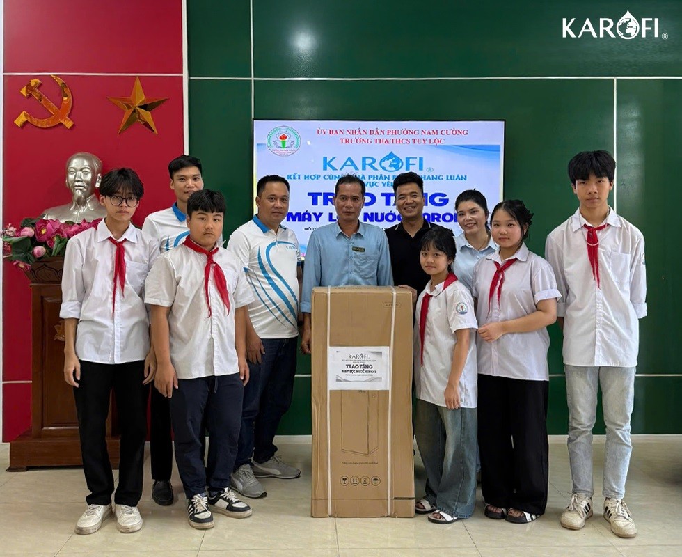 karofi-tang-may-loc-nuoc-cho-cac-truong-hoc-anh-huong-bao-lu-2
