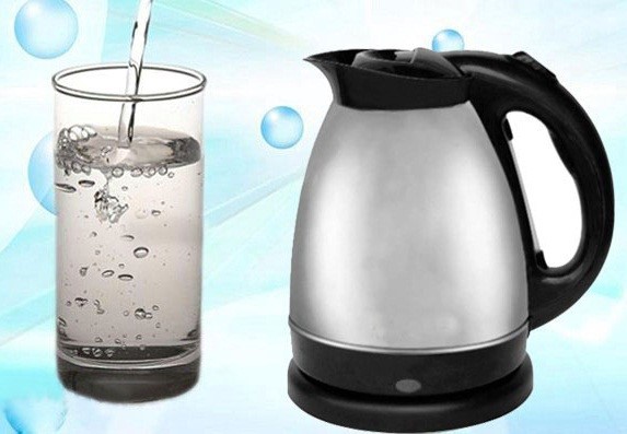 5-quan-niem-sai-lam-ve-nuoc-uong