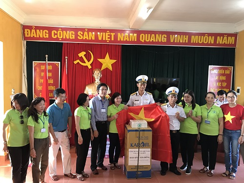 KAROFI-TANG-NUOC-TINH-KHIET-TOI-DAO-TRUONG-SA