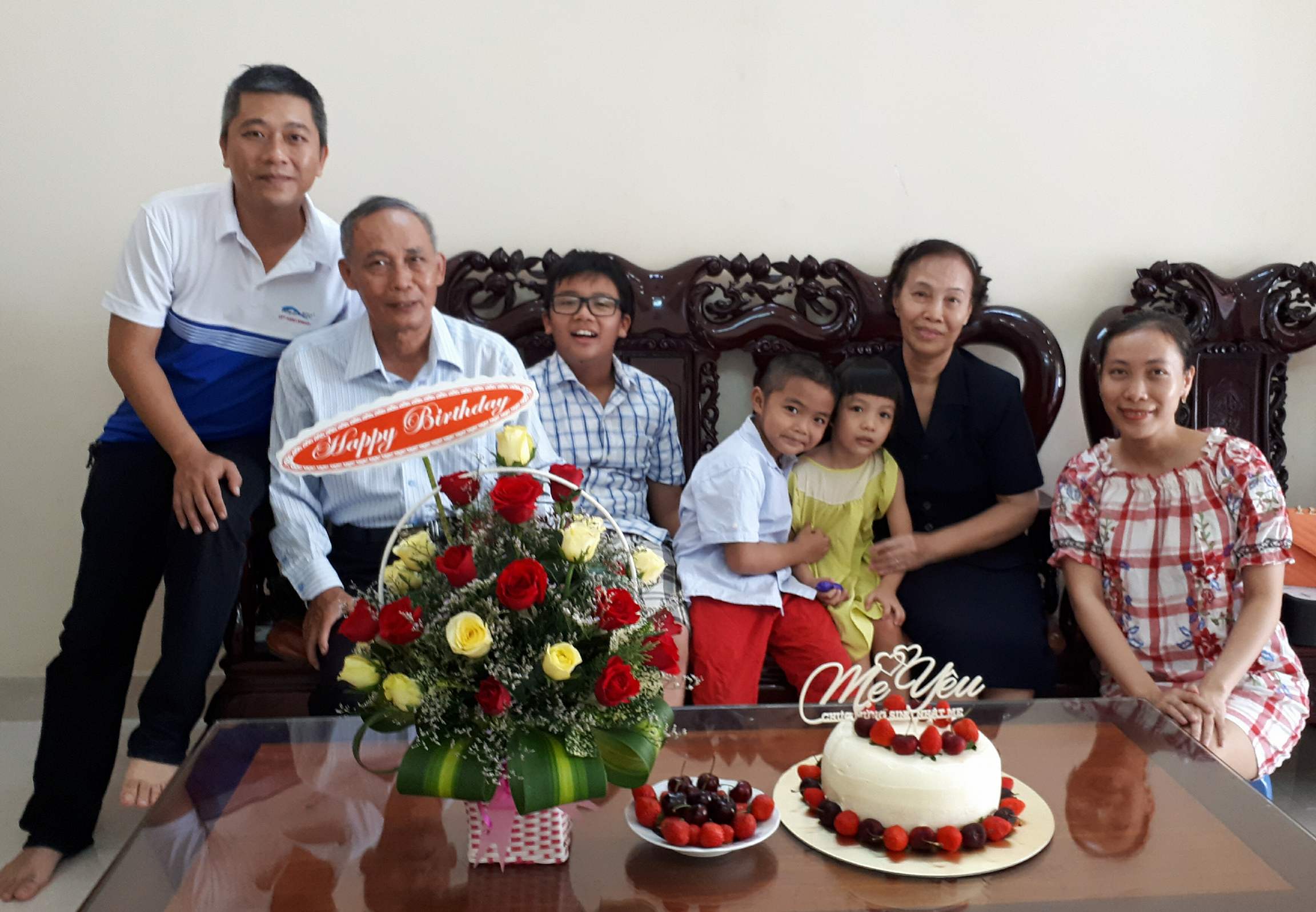 Người Trưởng Thành - Nguyễn Thị Tuyết Nhung 